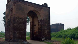GATE OF OLD FORT